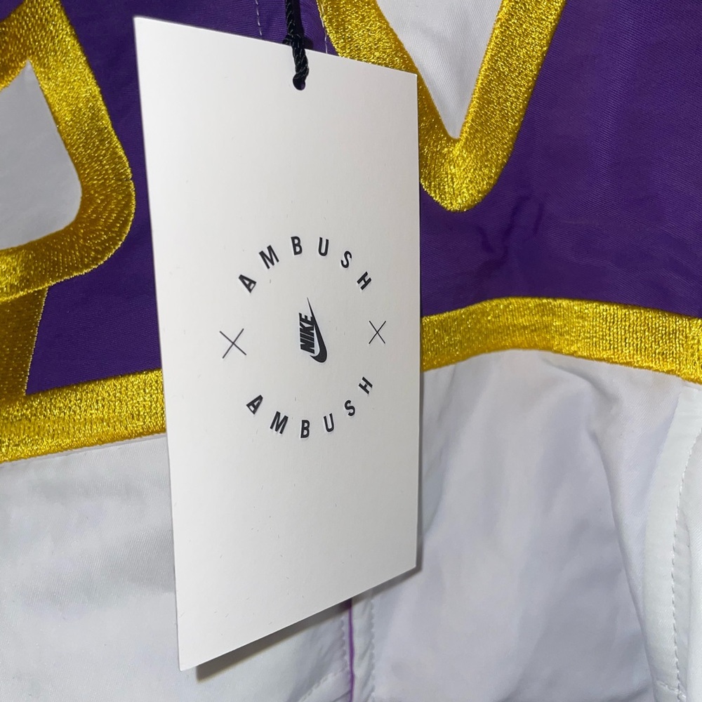 NWT $350.00 Nike Womens Ambush LA Lakers Hooded Jacket White Size MEDIUM - Picture 3 of 6